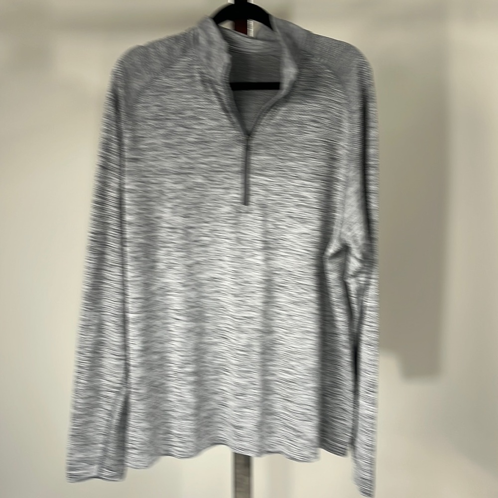 Lululemon gray long sleeve